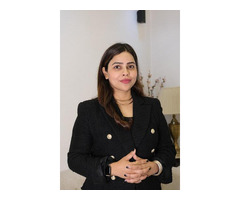 Dr Rashmi Sharma - Best Cosmetologist in Delhi