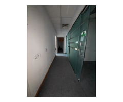 Fully Partitioned Office for Rent in Burjuman | 1500 Sqft | Prime Location - Image 6