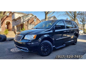 FOR SALE!2016 Chrysler TC Touring Wheelchair Accessible Mobility VMI 25K Mi - Image 2
