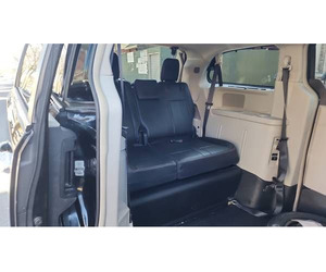 FOR SALE!2016 Chrysler TC Touring Wheelchair Accessible Mobility VMI 25K Mi - Image 4