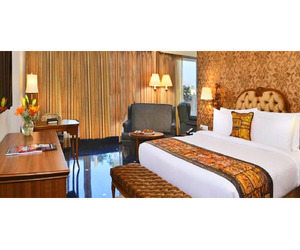 Stay in Luxury Premium Rooms Jaipur for a Grand Jaipur Getaway - Image 7
