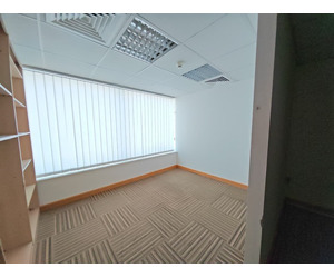 ???? Prime Office for Rent in Al Muraqqabat | Spacious 1,812 Sqft - Image 3