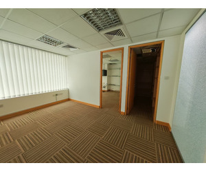 ???? Prime Office for Rent in Al Muraqqabat | Spacious 1,812 Sqft - Image 6