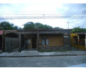 Charming Triplex for sale.  Parrita Puntarenas Costa Rica $69,444