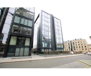 Stunning 1 Bedroom Apartment in Edinburgh’s Prestigious Quartermile