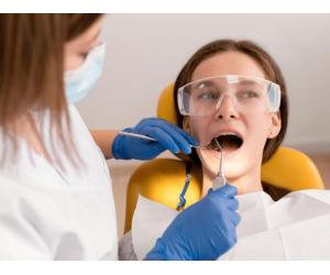 Wisdom Teeth Removal & Cosmetic Dentistry - Revive Dental Mississauga