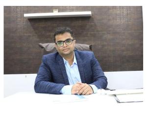 Dr. Arpit C Dave - Orthopaedic Surgeon & Arthroscopy Specialist in Dahisar, Mumbai
