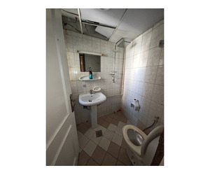 Salon-Ready Ladies Salon for Rent in Al Rigga Dubai | 1,600 Sqft - Image 8