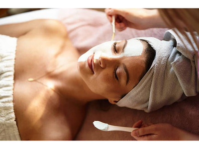 Don't Settle for Average—Experience a Luxury Facial Treatment Today - Image 3