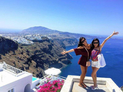 Santorini Private Tours Personalized Island Experiences for Relaxed Travel