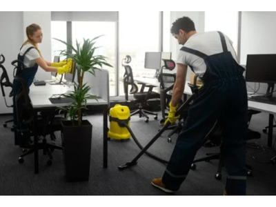 Commercial Cleaning Services Near Me for Professional Workplaces