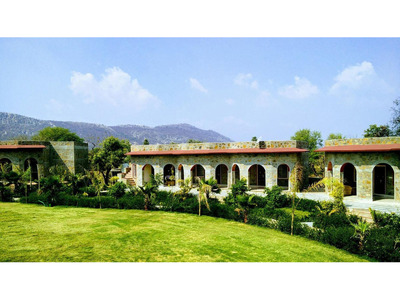 Luxury Resorts Near Delhi for the Perfect Luxury Weekend Break
