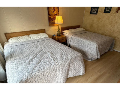 motels near Seattle, WA - Image 6