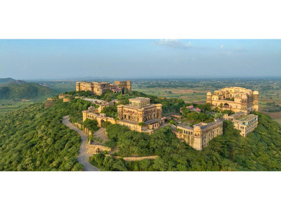 Best Resorts for Weekend Getaways Near Delhi to Unwind in Style