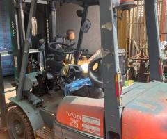 Used Toyota Forklift For Sale in Malaysia - Image 2